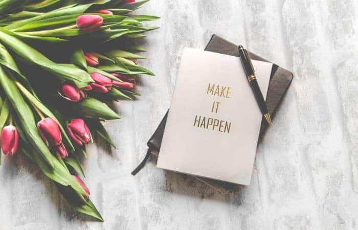 Guide On How To Write A Heartwarming Retirement Card For A Coworker: Tips And 30 Message Ideas